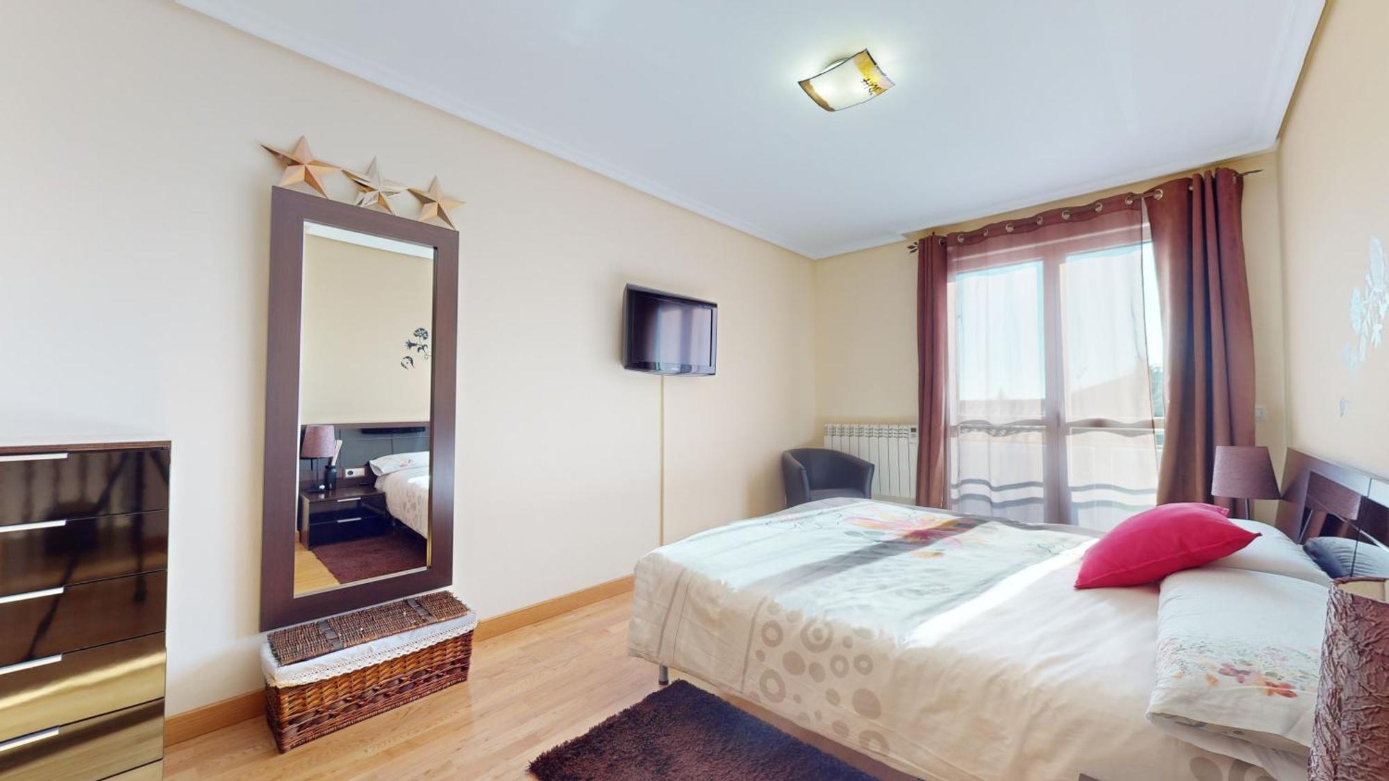 Vt Miranda Apartamento Olite Exterior foto
